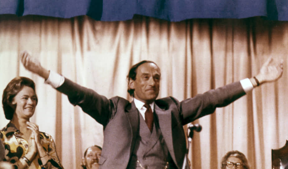 К середине 1970-х шантаж Скотта окончательно утомил Джереми Торпа, и он решил заставить замолчать своего бывшего любовника 