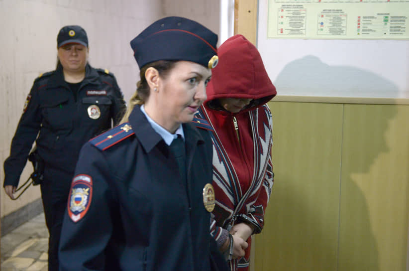 Бывшая вице-губернатор Владимирской области Елена Мазанько (справа)