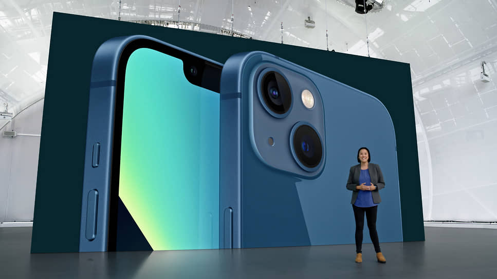 Стоимость нового iPhone 13 составит от $799, а iPhone 13 mini — от $699. Базовым станет смартфон со 128 ГБ памяти, также появятся версии с 256 ГБ и 512 ГБ памяти