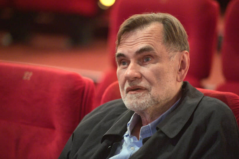Кинорежиссер, сценарист и продюсер Сергей Сельянов на премьере фильма «Дело» в кинотеатре «КАРО 11 Октябрь»