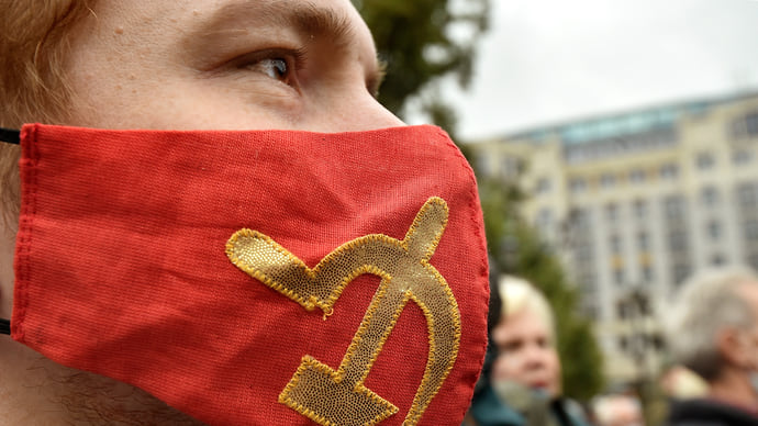 Коммунисты взяли паузу