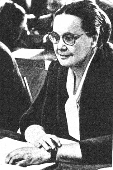   В 1959 году была назначена заместителем постоянного представителя СССР в ООН. В 1960–1966 годах — постоянный представитель СССР в комитете ООН по правам женщин, в 1966–1982 годах — постоянный представитель СССР при Европейском отделении ООН 