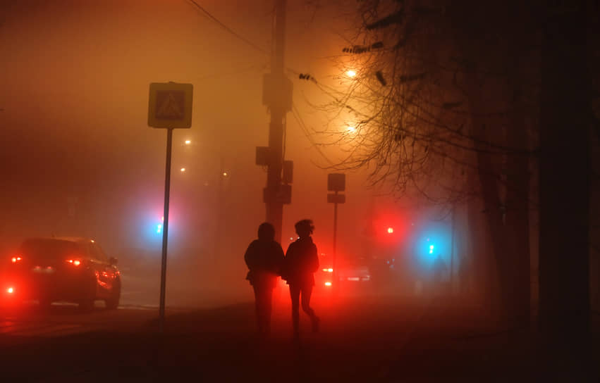 Пешеходы на улице