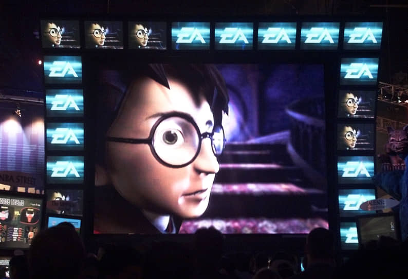 Презентация игры «Гарри Поттер и философский камень» на выставке Electronic Entertainment Expo в Лос-Анджелесе, 2001 год 
