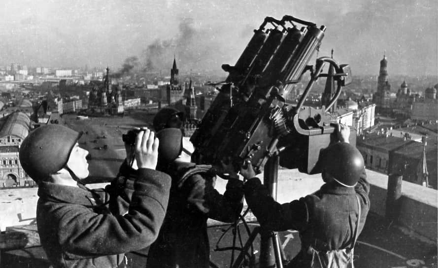 1941 г. Битва за Москву. Зенитчики на защите Москвы.