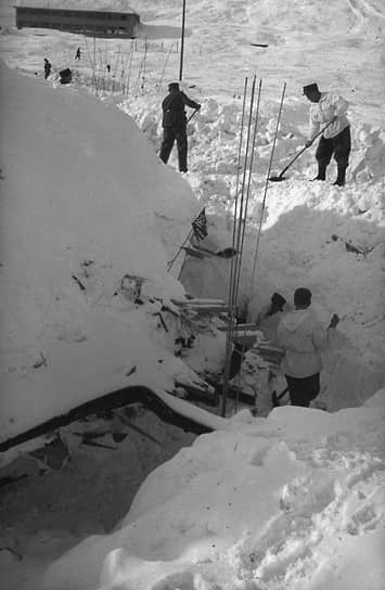 20 января 1951 года в швейцарских, австрийских и итальянских Альпах после схода нескольких лавин погибли 245 человек. Еще более 45 тыс. человек на несколько недель остались отрезаны от внешнего мира