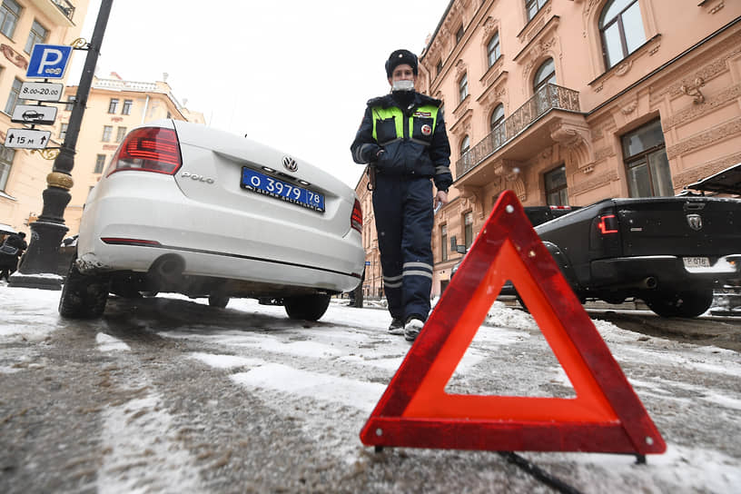 Всего было выписано штрафов на 40 млн руб. за некачественную уборку снега