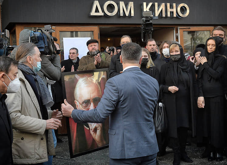 Москва. Церемония прощания с драматургом и режиссером Виктором Мережко в Центральном доме кинематографистов 