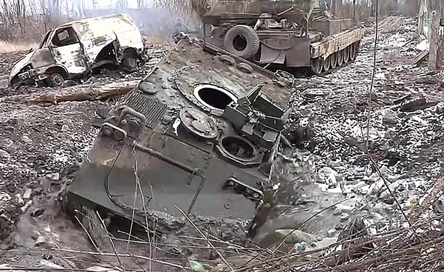 Брошенная военная техника в Авдеевке