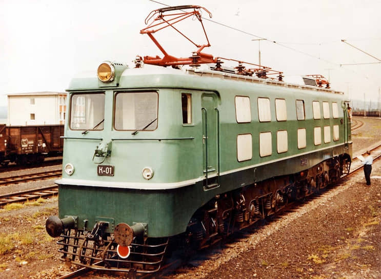 Электровоз переменного тока с кремниевыми выпрямителями, 1960-е годы 