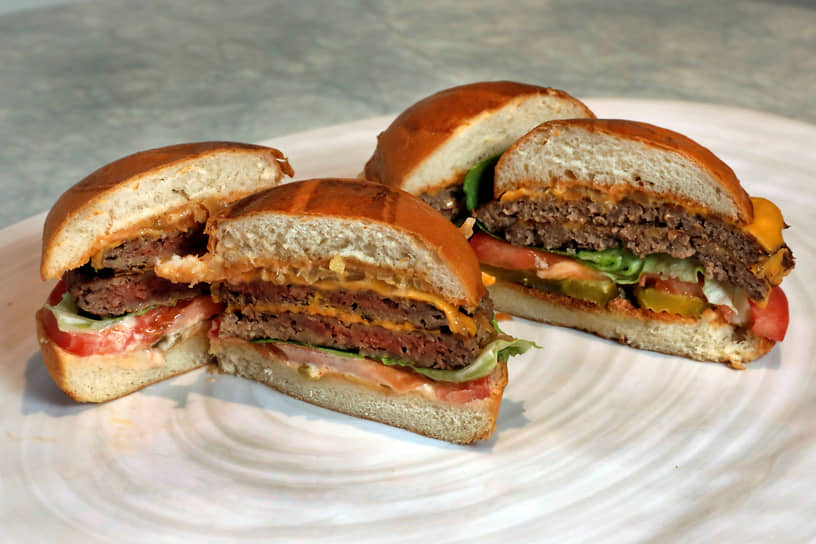 Именно Beyond Meat стала символом новейшей волны популярности растительных бургеров