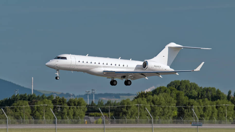 Бизнес-джет BD700-1A10 Global 6000 принадлежит Skyline Aviation SRL и также включен в черный список Минфина США На фото: самолет аналогичной модели