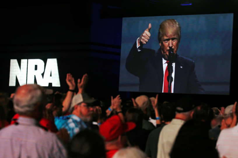 Президент США Дональд Трамп выступает форуме NRA в 2017 году 