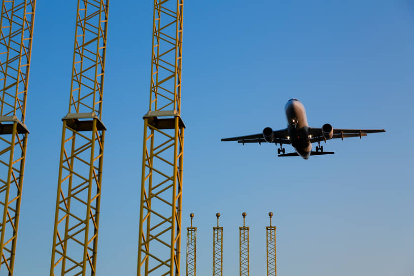 Самолет Airbus A319 связывали с господином Скочем еще до введения санкций. Во время пандемии борт несколько раз вылетал за пределы России несмотря на запрет На фото: самолет Airbus A319 авиакомпании «Брюссельские авиалинии»