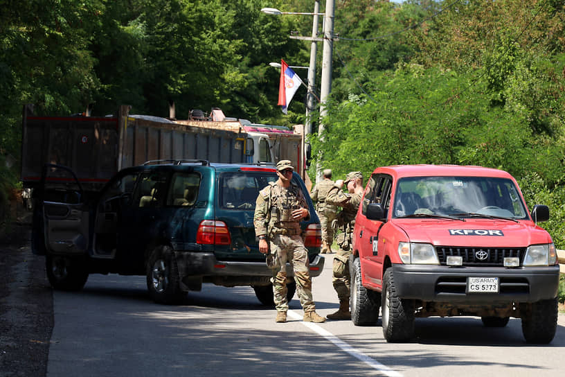Американские войска в составе KFOR в Зупче