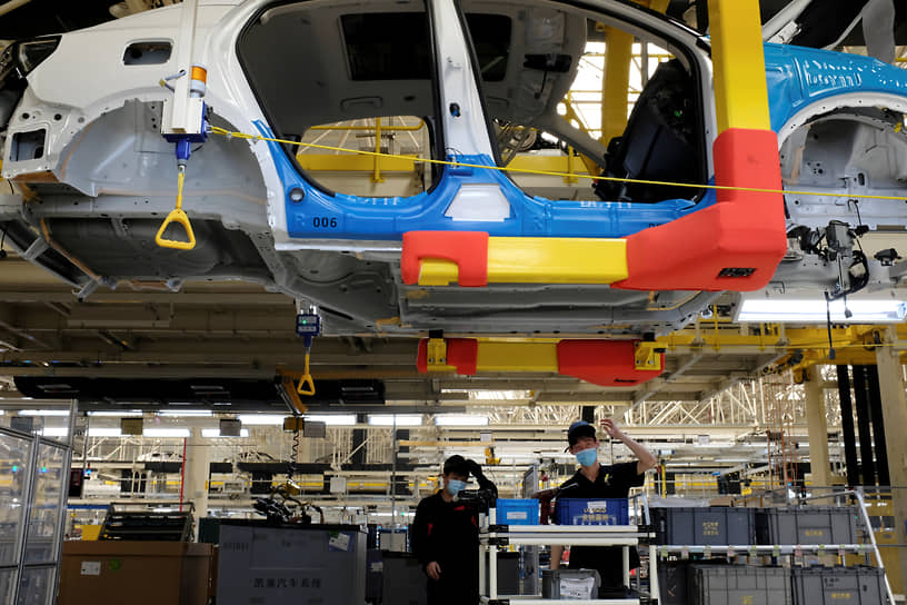 Нинбо, провинция Чжэцзян. Производство автомобилей Lynk & Co на заводе Geely Yuyao