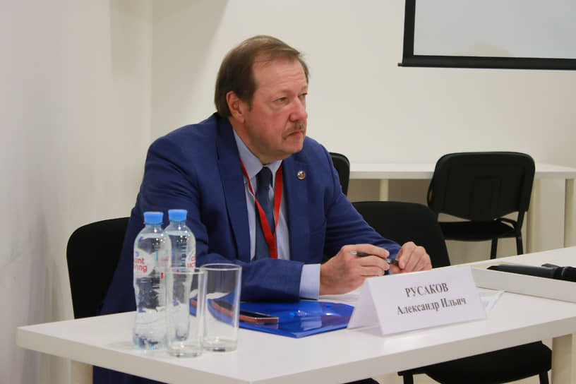 Александр Русаков 
