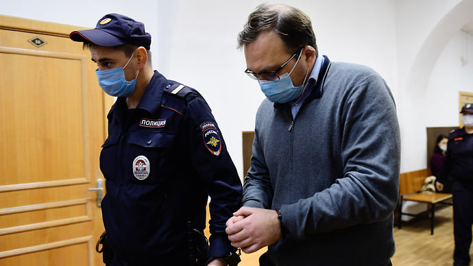 За двух братьев Ананьевых осудили четверых