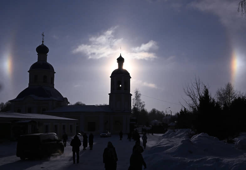 Храм Святых Первоверховных апостолов Петра и Павла в Ясенево 