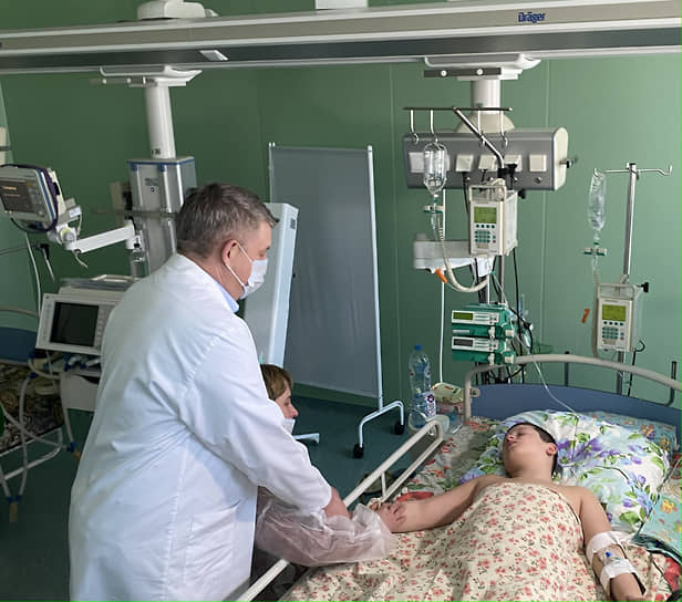 Губернатор Александр Богомаз посетил 10-летнего Федора в Брянской областной детской больнице 