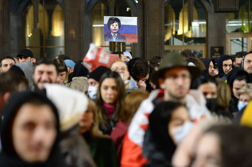 Президент Грузии Саломе Зурабишвили отменила все свои встречи из-за митингов