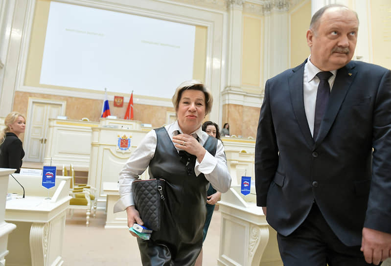 Заместитель председателя Законодательное собрание Санкт-Петербурга Николай Бондаренко и бывший заместитель председателя заксобрания Марина Шишкина