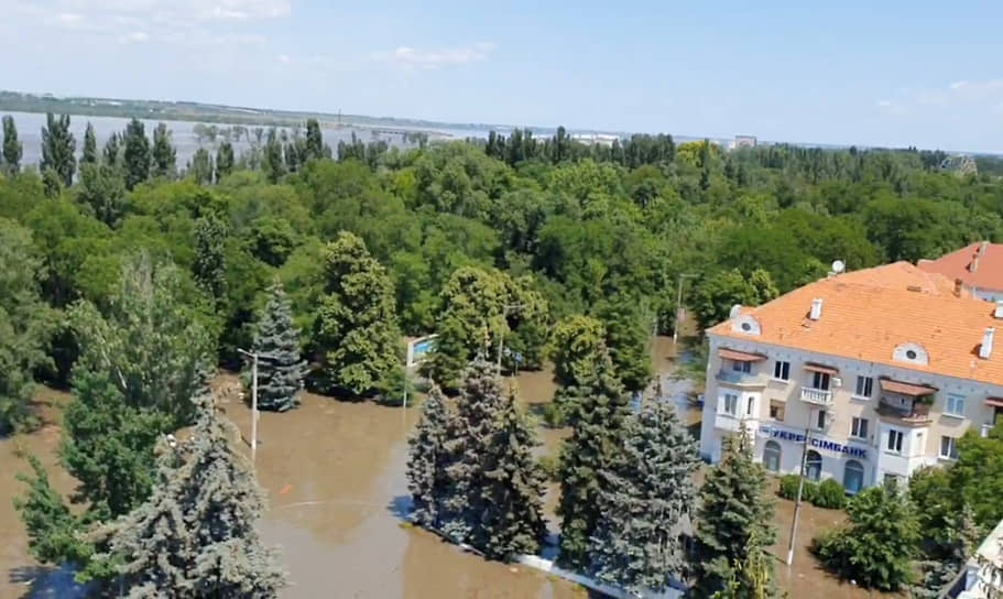 Затопление в Новой Каховке 