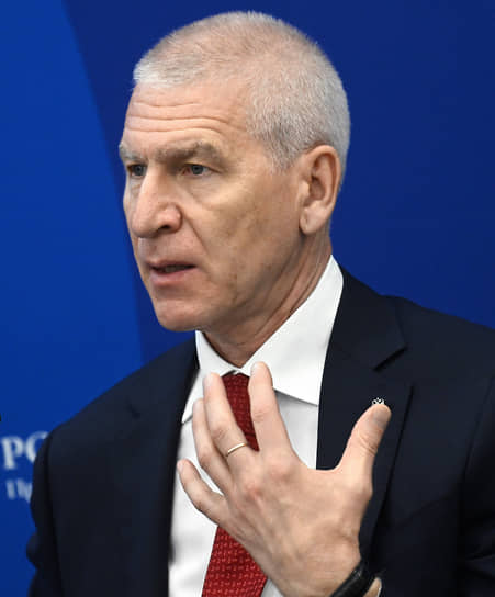 Министр спорта России Олег Матыцин на форуме