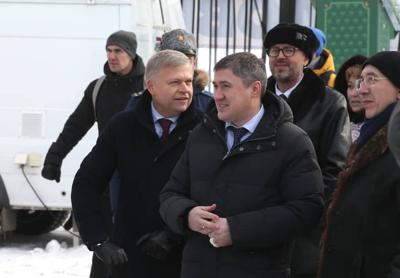 Губернатор Пермского края Дмитрий Махонин и мэр Перми Алексей Демкин (слева)