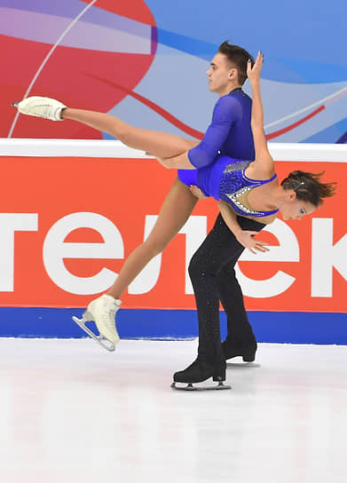 Екатерина Чикмарева и Матвей Янченков 