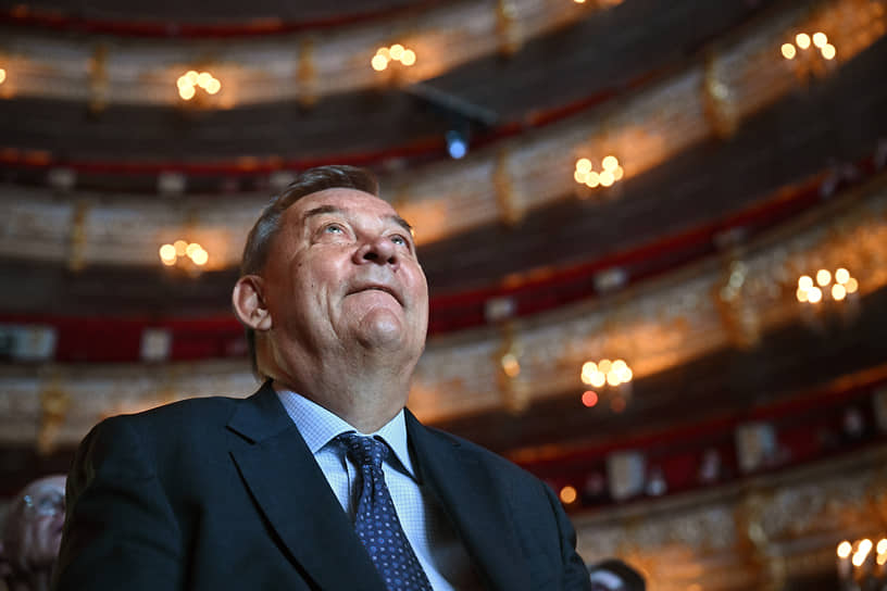 Владимир Урин
