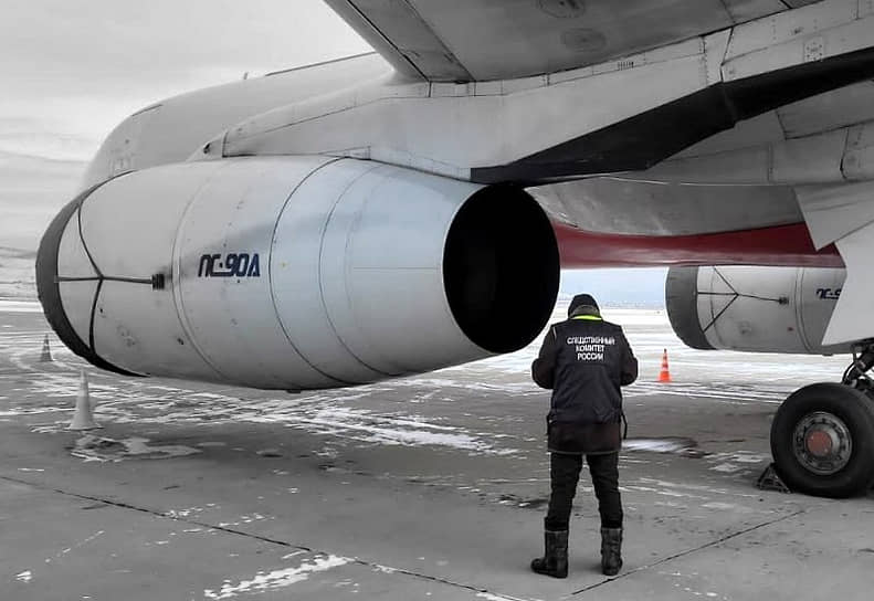 Аварийно севший Ту-204 