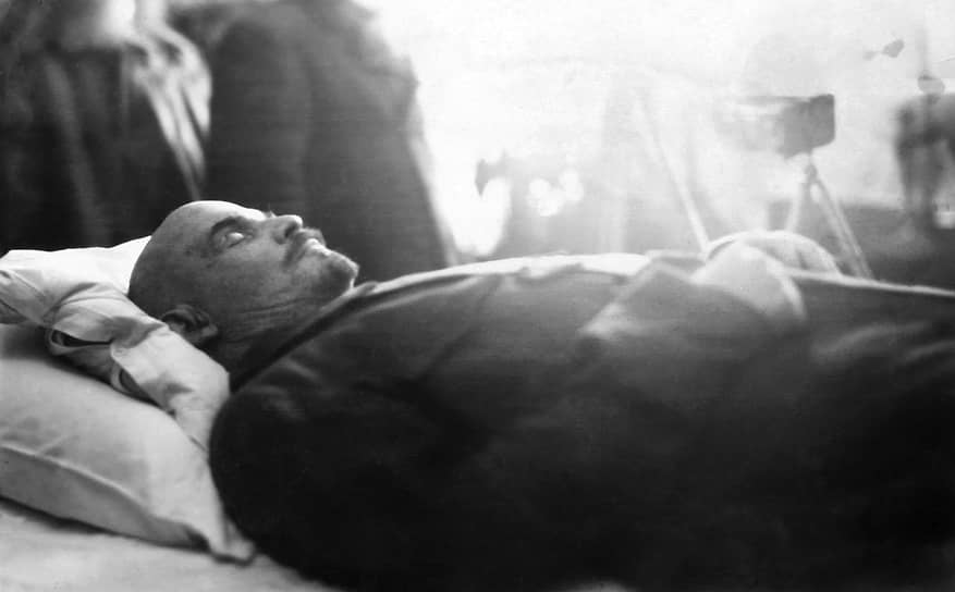 Владимира Ленина не стало в 18:50, понедельник, 21 января 1924 года 
