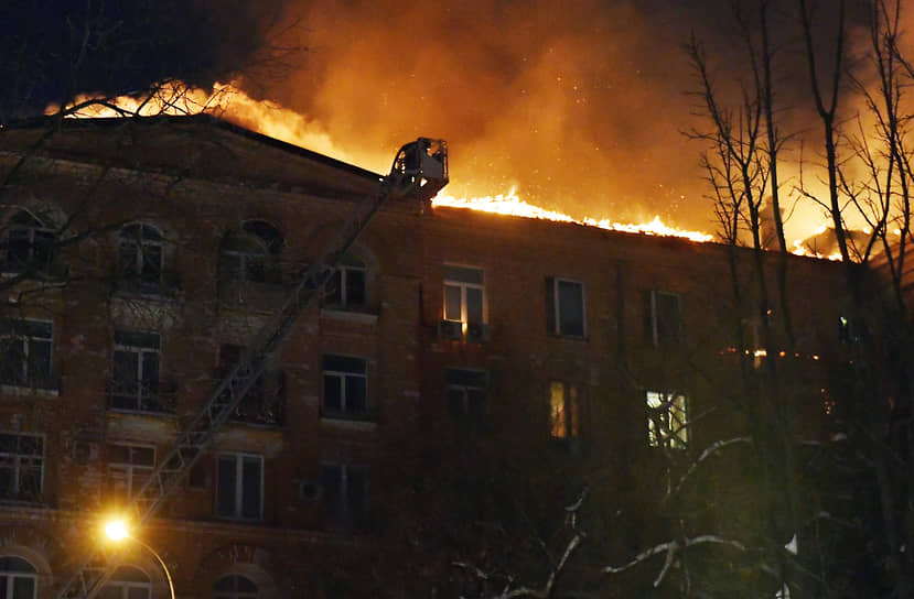Были эвакуированы 400 человек 