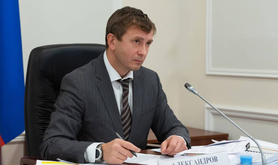 Михаил Александров 