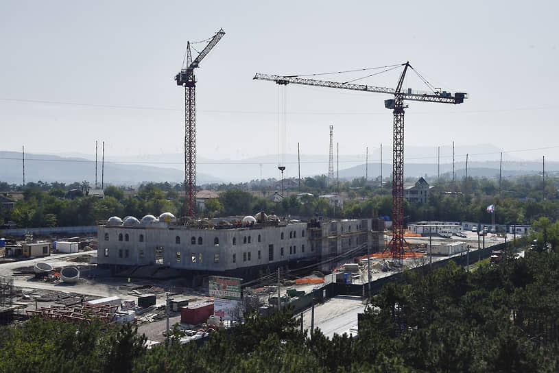 Строительство Симферопольской соборной мечети в 2017 году