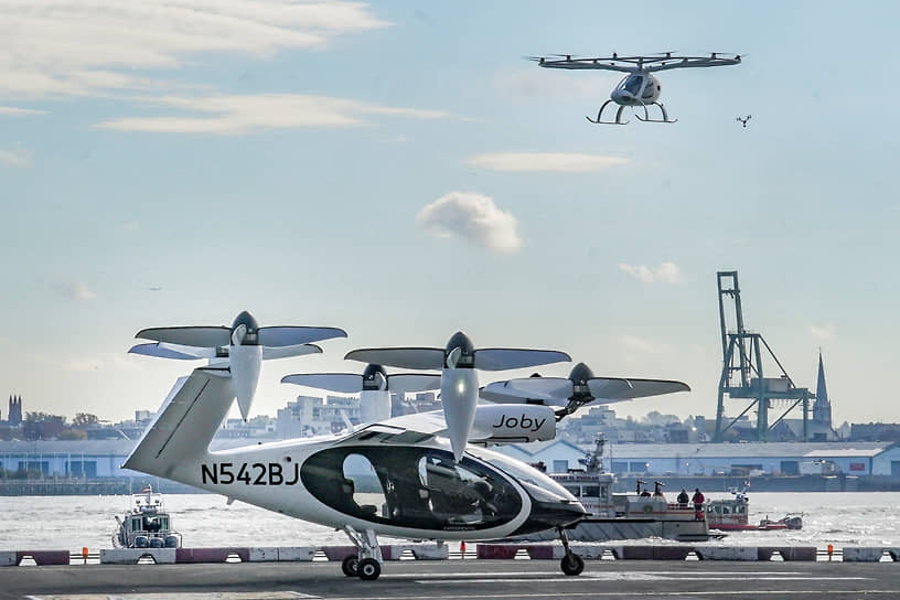 Volocopter 2X, электрический самолет с вертикальным взлетом и посадкой (eVTOL)