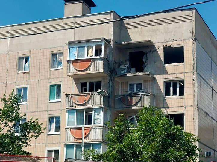 20 июля Шебекино в Белгородской области подвергся обстрелам, сообщил губернатор Вячеслав Гладков. Пострадали девять человек, часть города была обесточена. С 22 июля в городе закрыт автовокзал  