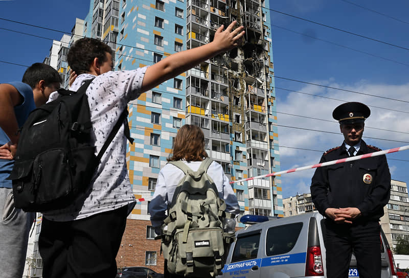 В доме на Спортивном проезде повреждения получили 54 квартиры из 102 