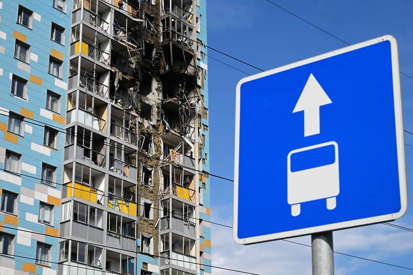Последствия атаки БПЛА на жилой дом в Раменском 
