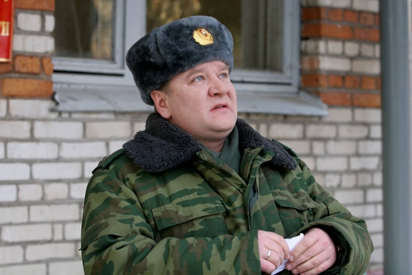 В 1990 году Мадянов вернулся в кино, снявшись в фильме «Частный детектив, или Операция "Кооперация"» Леонида Гайдая. Он начал активно сниматься в фильмах и сериалах у таких режиссеров, как Георгий Данелия, Тигран Кеосаян, Николай Досталь, Сергей Урсуляк, Петр Тодоровский и др. Однако широкую известность актер получил благодаря роли Виктора Колобкова в сериале 2004 года «Солдаты» (на фото кадр из сериала)