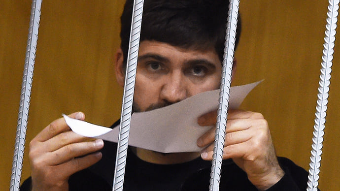 Киллер оказался еще и хулиганом