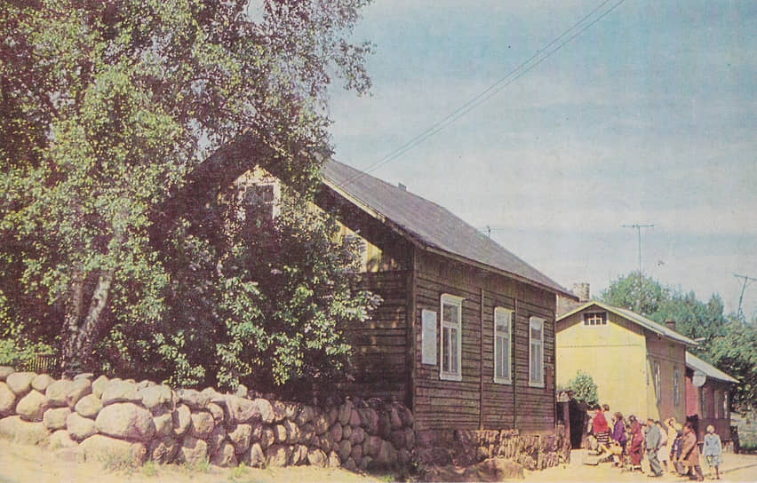 Архивное фото дома-музея Владимира Ленина 