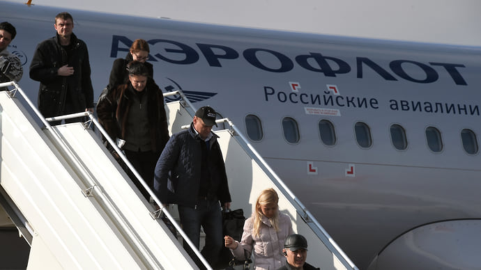 Борт платежом красен