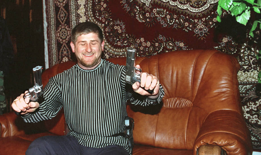«У нас сильное государство и ядерная держава. Если даже наше государство полностью разрушат, туда автоматически полетят наши ракеты. Мы весь мир перевернем»