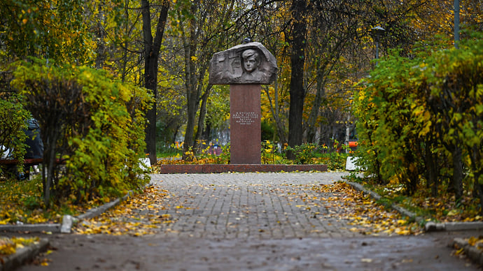 Птицелов и мертвая пионерка