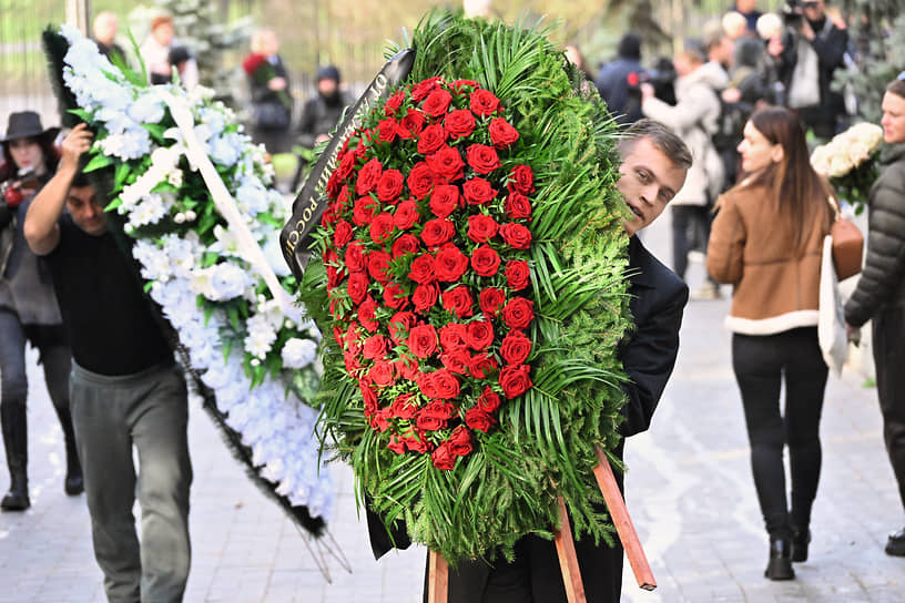 Прощание с Юрием Николаевым 