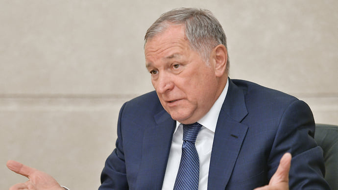 Женщины депутата оказались в неоплатном долгу перед Родиной