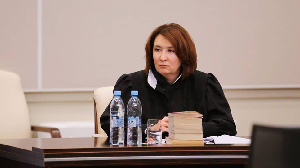 Елена Хахалева