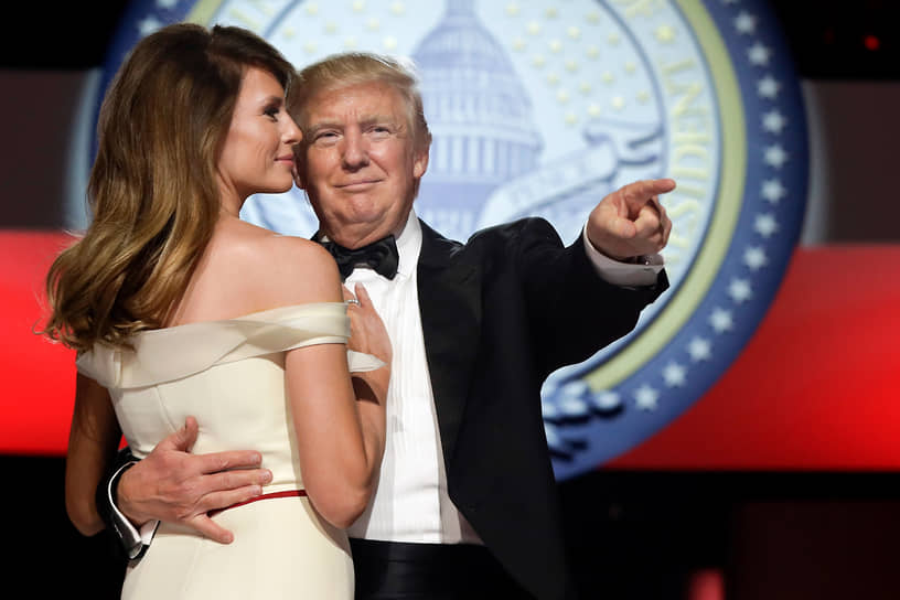 С супругой Меланией Трамп на балу «Свобода», январь 2017 года